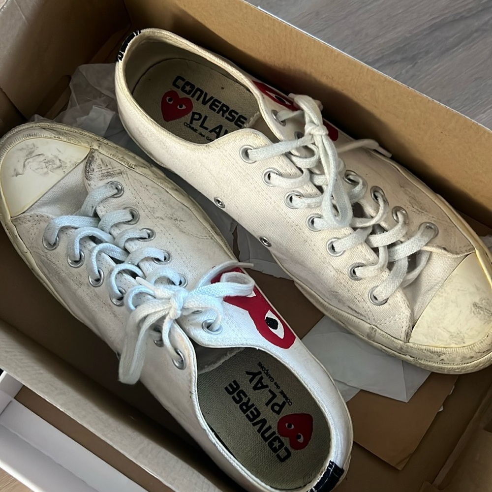 Converse play